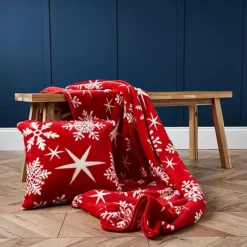 Cascade Home Christmas Snowflake Cushion -Twinkle Home Decor Shop Cascade Home Christmas Snowflake Cushion83E141FRSP W03