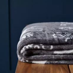 Cascade Home Christmas Stag Throw -Twinkle Home Decor Shop Cascade Home Christmas Stag Throw44W295FRSP W03