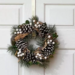 Three Kings 36cm Mistlepine Christmas Wreath